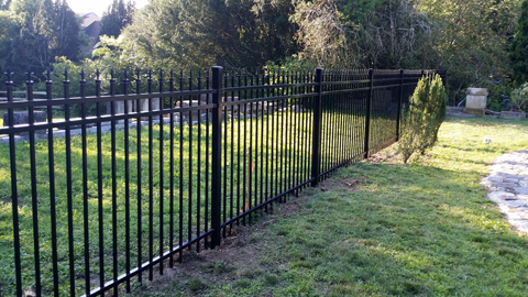 Aluminum fences, aluminum ornamental fencing, southeastern MA, eastern RI Aluminum fences, aluminum ornamental fencing, southeastern MA, eastern RI