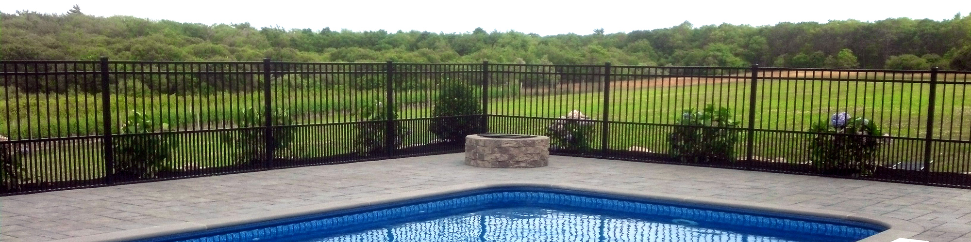 Aluminum fences, aluminum ornamental fencing, southeastern MA, eastern RI Aluminum fences, aluminum ornamental fencing, southeastern MA, eastern RI